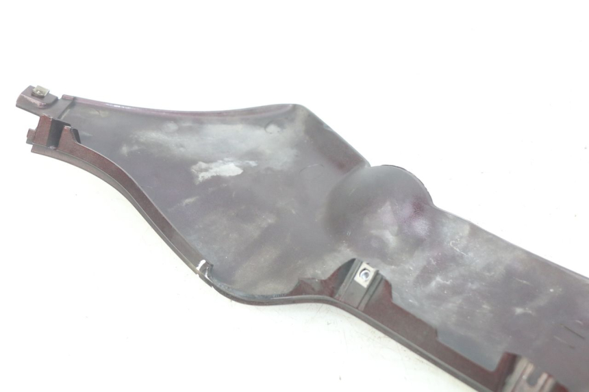 photo de FALDóN LATERAL DERECHO PIAGGIO X8 125 (2004 - 2007) - Zoom estado de uso