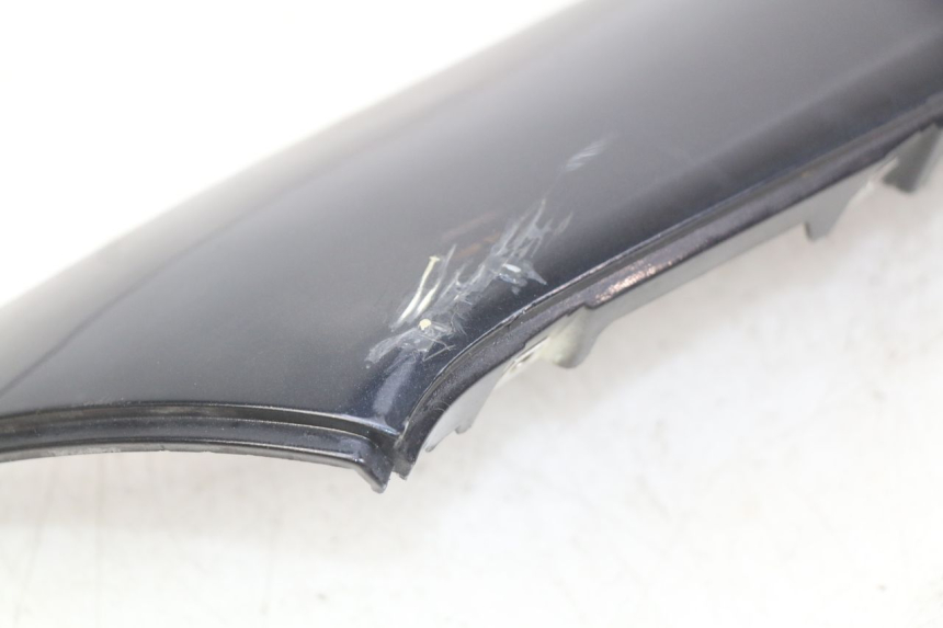 photo de FALDóN LATERAL DERECHO PIAGGIO X8 125 (2004 - 2007) - Vista general del producto