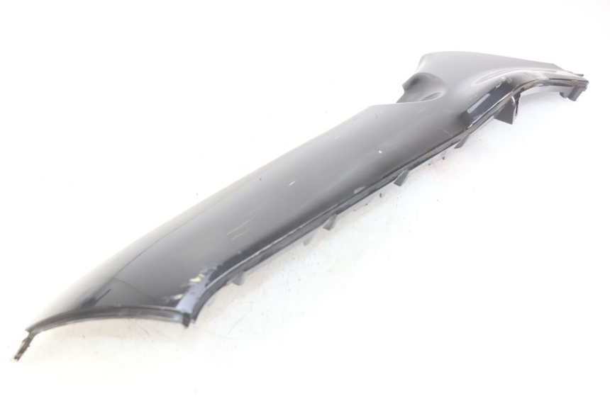 photo de FALDóN LATERAL DERECHO PIAGGIO XEVO - X EVO 125 (2007 - 2017) - Detalle de la pieza