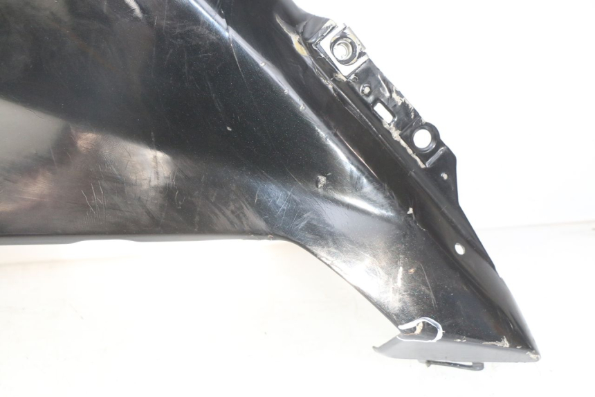 photo de FALDóN DERECHO YAMAHA YZF R1 1000 (2007 - 2008) - Características distintivas