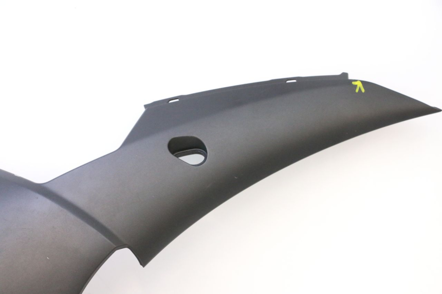 photo de BAJO CARENADO DERECHA YAMAHA YZF R6 600 (2008 - 2009) - Detalles de los puntos de fijación