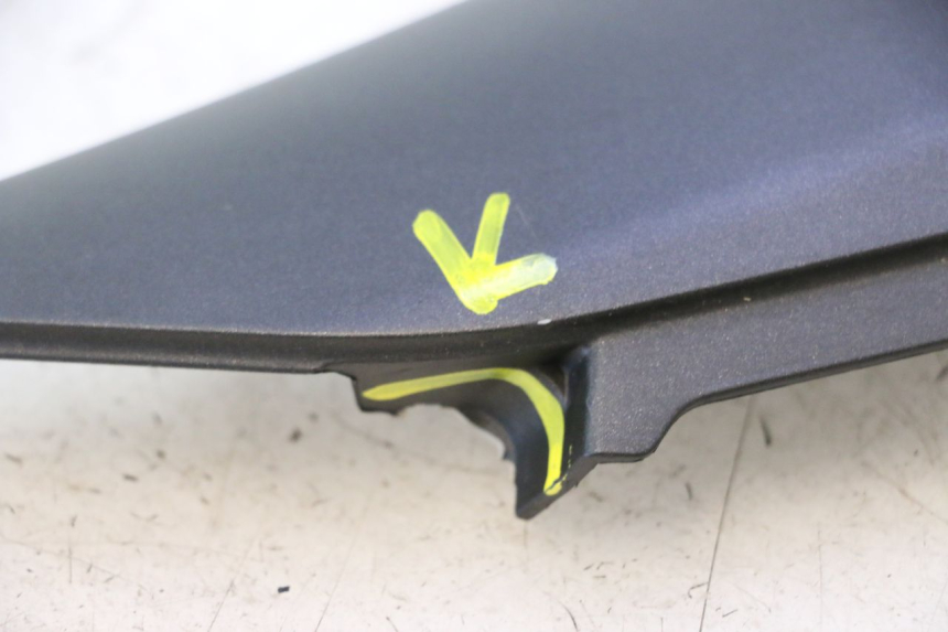 photo de BAJO CARENADO DERECHA YAMAHA YZF R6 600 (2008 - 2009) - Estado de la superficie y material