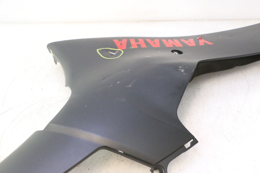 photo de BAJO CARENADO DERECHA YAMAHA YZF R6 600 (2008 - 2009) - Marcados y referencias originales