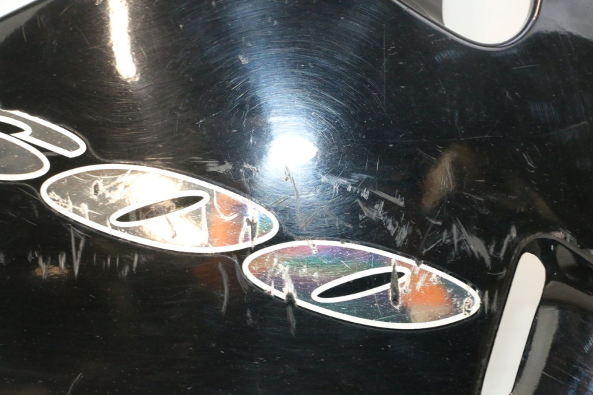 photo de BAJO CARENADO DERECHA KAWASAKI ZZR 600 (1995 - 2004) - Zoom estado de uso