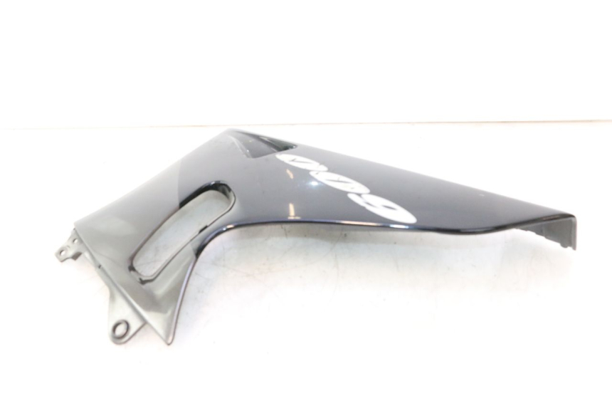photo de BAJO CARENADO DERECHA KAWASAKI ZZR 600 (1995 - 2004) - Detalles de los puntos de fijación