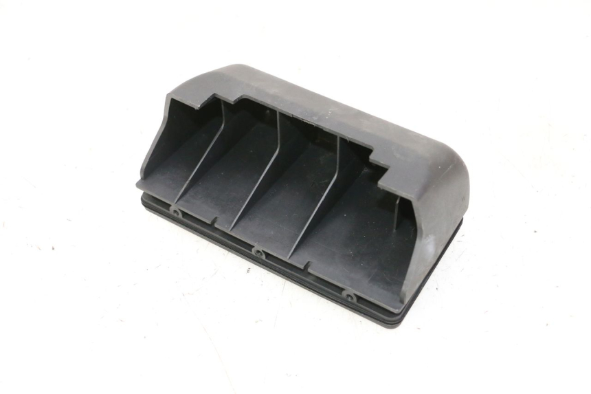 photo de BAJO DE CAJA SEGWAY NINEBOT F65I 1 - Primer plano técnico