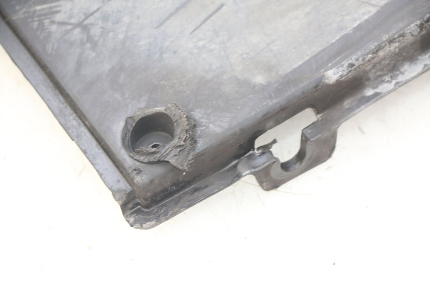 photo de BAJO DE CHASIS HONDA FES S-WING SWING ABS 125 (2007 - 2015) - Zoom estado de uso