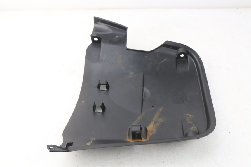 photo de BAJO CARENADO SYM FIDDLE 3 III 50 (2014 - 2020) - Detalles de los puntos de fijación