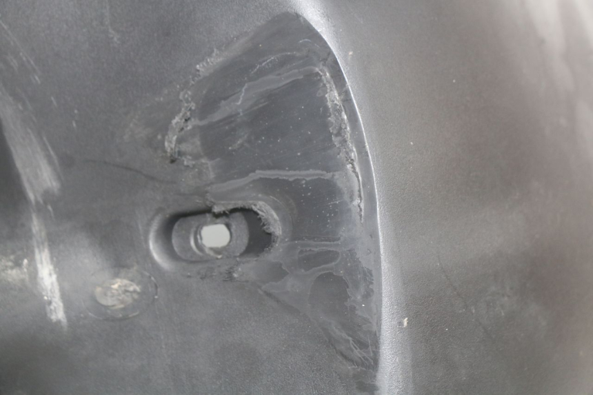 photo de BAJO CARENADO SACHS FY125T FY T 125 (2007 - 2011) - Estado de la superficie y material