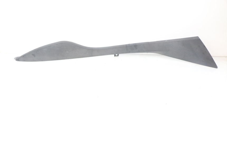 photo de BAJO DE CAJA IZQUIERDA SUZUKI AN BURGMAN 400 (2006 - 2010) - Vista principal