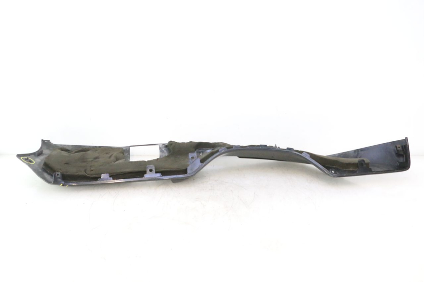 photo de BAJO CARENADO IZQUIERDA SUZUKI BURGMAN EXECUTIVE ABS 650 (2006 - 2012) - Estado de la superficie y material