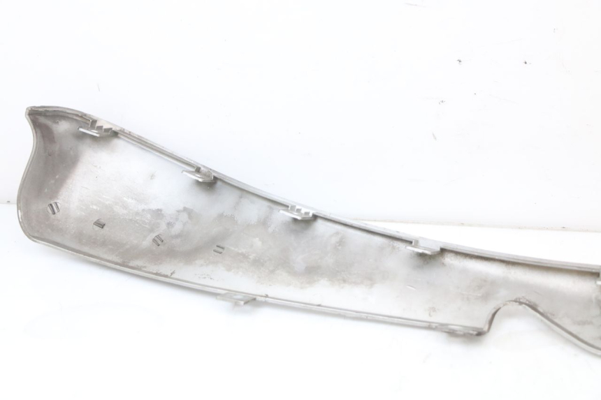 photo de BAJO CARENADO IZQUIERDA BMW C1 125 (2000 - 2003) - Marcados y referencias originales