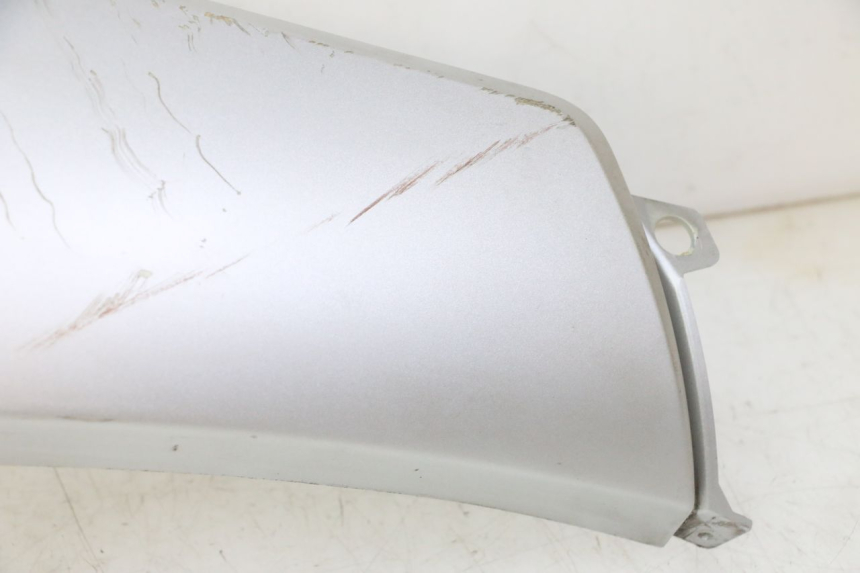 photo de BAJO CARENADO IZQUIERDA PEUGEOT CITYSTAR 50 (2013 - 2017) - Detalles de los puntos de fijación