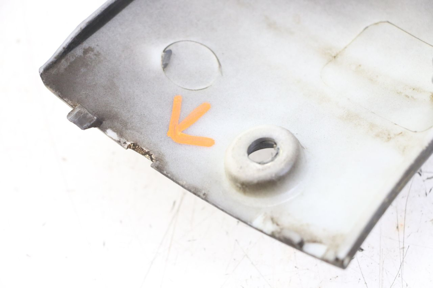 photo de BAJO CARENADO IZQUIERDA LONGJIA DIGITA 4T 50 (2019 - 2022) - Detalles de los puntos de fijación