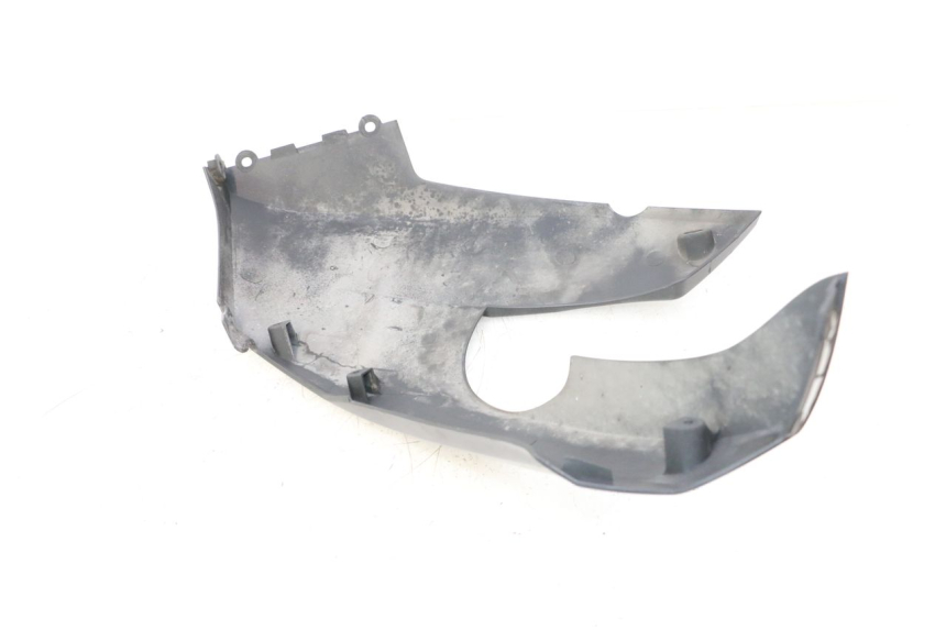 photo de SPOILER LATERAL IZQUIERDO KAWASAKI ER-6 ER6 F ABS 650 (2012 - 2016) - Primer plano técnico