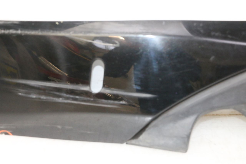 photo de BAJO DE CAJA IZQUIERDA HONDA FES S-WING SWING ABS 125 (2007 - 2015) - Estado de la superficie y material