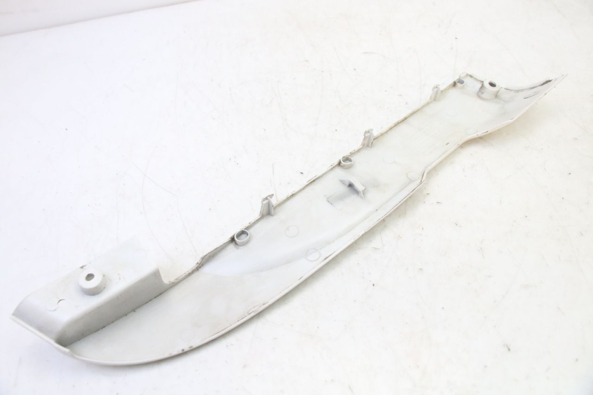 photo de BAJO DE CAJA IZQUIERDA SYM FIDDLE 3 III 125 (2014 - 2020) - Estado de la superficie y material