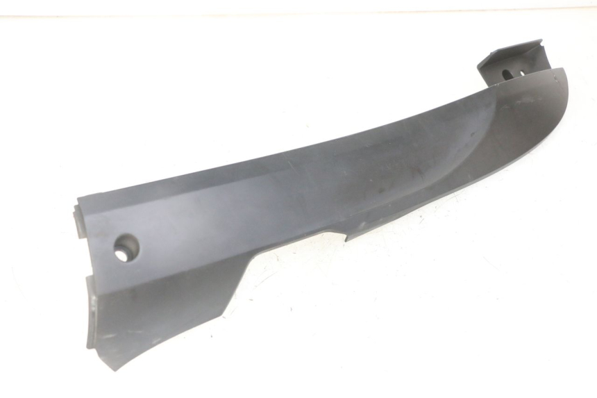 photo de BAJO CARENADO IZQUIERDA SYM FIDDLE 3 III 50 (2014 - 2020) - Detalle de la pieza