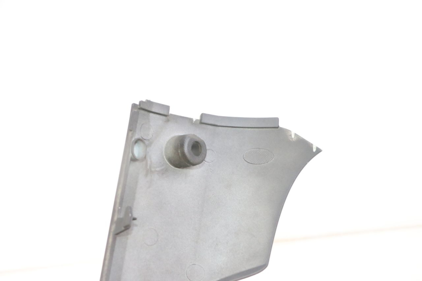 photo de BAJO CARENADO IZQUIERDA SYM FIDDLE 3 III 50 (2014 - 2020) - Zoom estado de uso