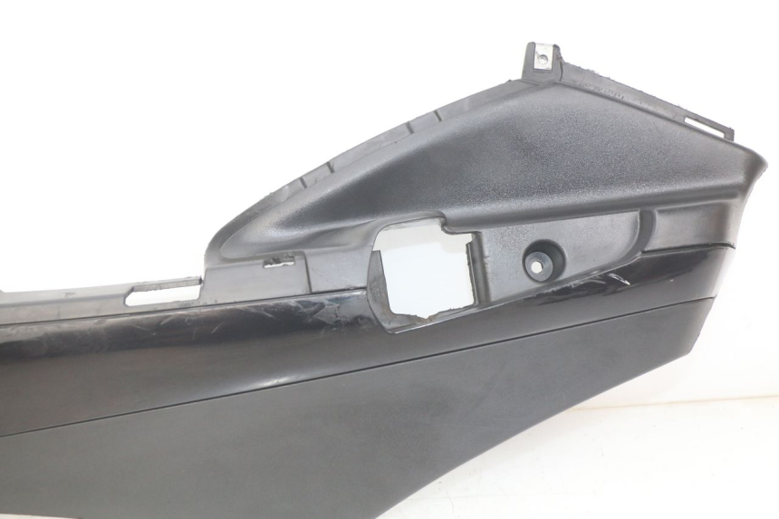 photo de BAJO DE CAJA IZQUIERDA PIAGGIO FLY 4T 50 (2013 - 2017) - Otra vista del artículo