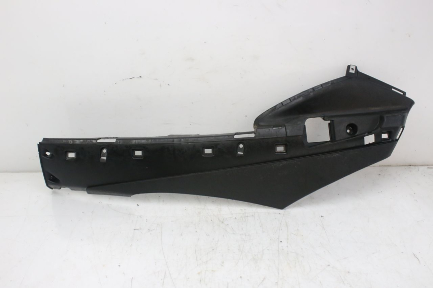 photo de BAJO DE CAJA IZQUIERDA PIAGGIO FLY 4T 50 (2013 - 2017) - Vista principal