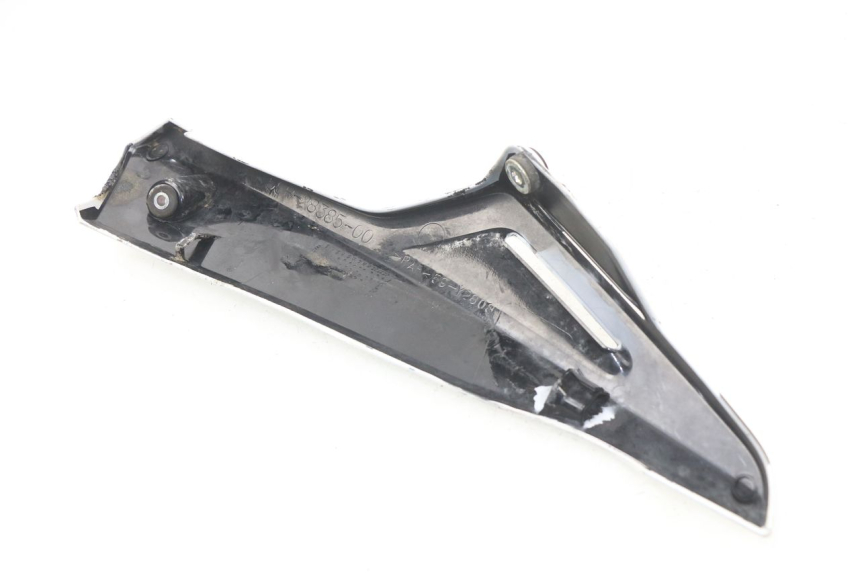 photo de BAJO CARENADO IZQUIERDA YAMAHA FZ8 800 (2010 - 2016) - Zoom estado de uso