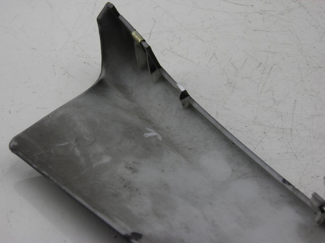 photo de BAJO CARENADO IZQUIERDA GOWINN DOLCE VITA 50 (2007 - 2013) - Zoom estado de uso