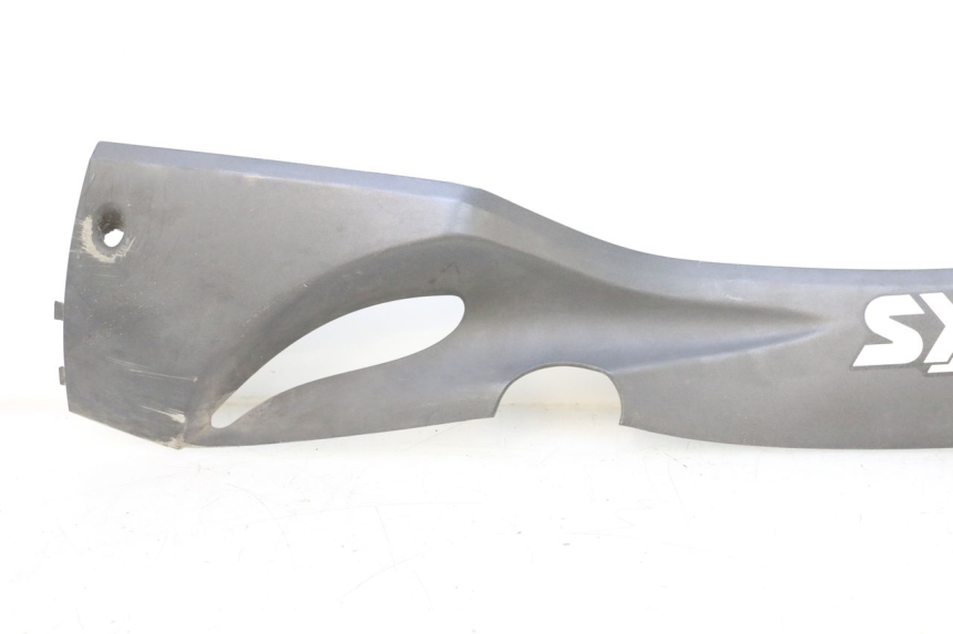 photo de BAJO CARENADO IZQUIERDA SYM GTS EVO 125 (2009 - 2013) - Detalle de la pieza