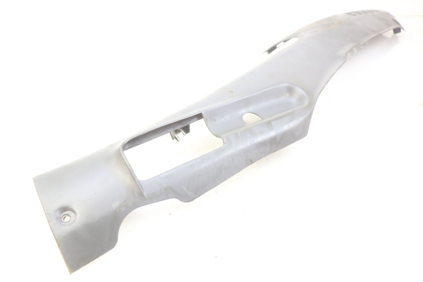 photo de BAJO DE CAJA IZQUIERDA PIAGGIO HEXAGON 2T 125 (1994 - 1998) - Detalle de la pieza