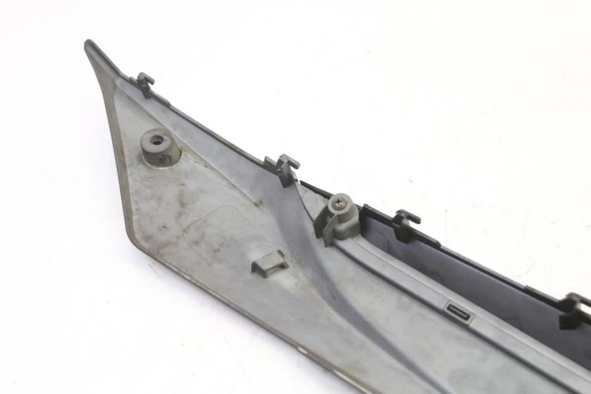 photo de FALDóN IZQUIERDO SYM JET 14 4T 50 (2018 - 2022) - Estado de la superficie y material