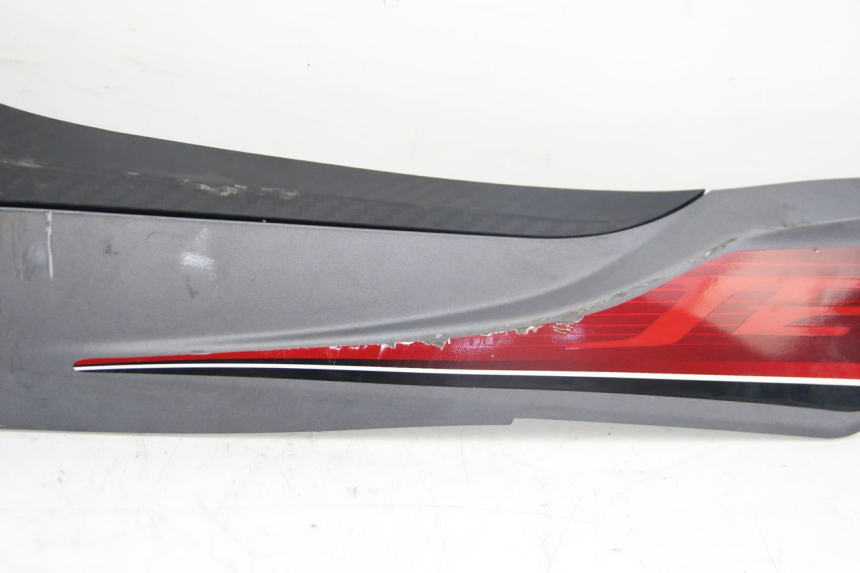 photo de BAJO DE CAJA IZQUIERDA SYM JET 4 4T 50 (2018 - 2021) - Otra perspectiva