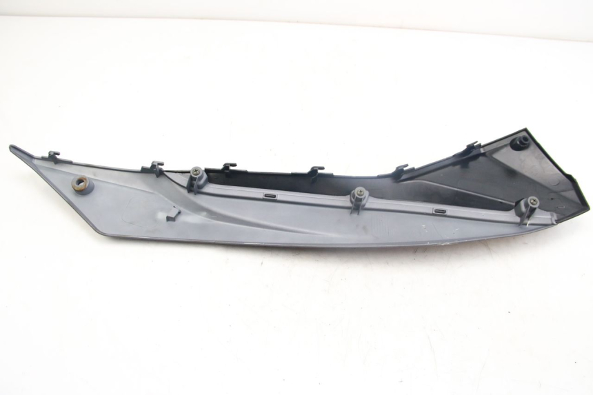 photo de BAJO DE CAJA IZQUIERDA SYM JET 4 4T 50 (2018 - 2021) - Vista general del producto