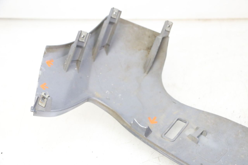 photo de BAJO CARENADO IZQUIERDA SYM JOYMAX 125 (2010 - 2017) - Zoom estado de uso