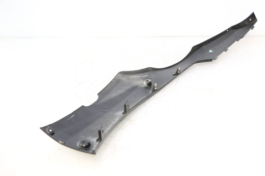 photo de BAJO CARENADO IZQUIERDA RIDE JUMP 2T 50 (2012 - 2017) - Estado de la superficie y material