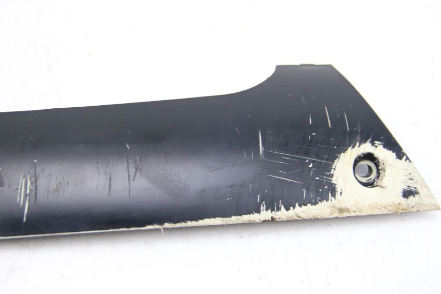 photo de FALDóN IZQUIERDO PEUGEOT KISBEE 2T 50 (2018 - 2022) - Detalle de la pieza