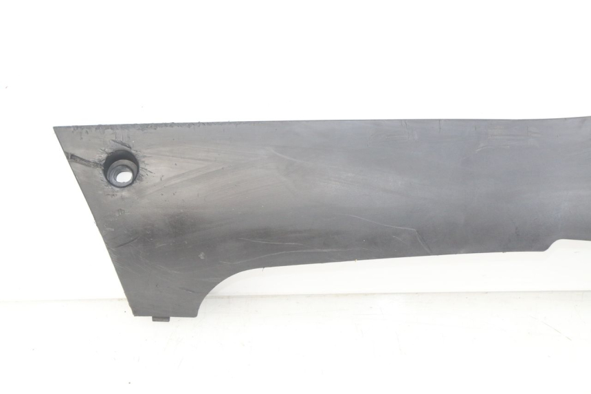 photo de FALDóN IZQUIERDO PEUGEOT KISBEE 4T 50 (2010 - 2017) - Detalle de la pieza