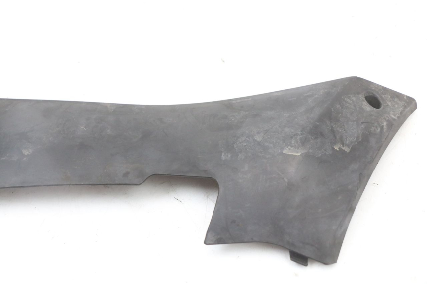 photo de BAJO DE CAJA IZQUIERDA PEUGEOT KISBEE 4T 50 (2018 - 2022) - Otra perspectiva