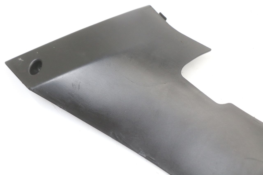 photo de FALDóN IZQUIERDO PEUGEOT KISBEE 4T 50 (2010 - 2017) - Detalle de la pieza