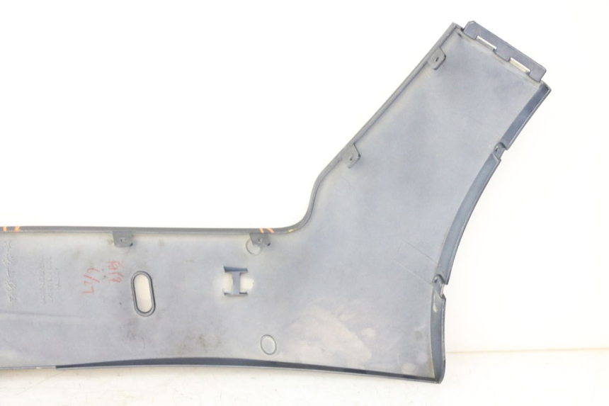 photo de BAJO CARENADO IZQUIERDA KYMCO XCITING 500 (2007 - 2010) - Detalle de la pieza