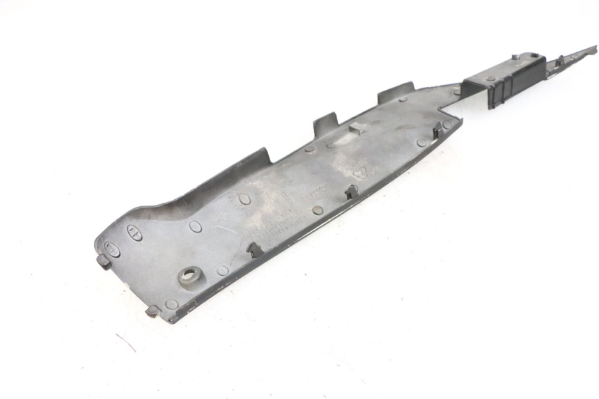 photo de BAJO CARENADO IZQUIERDA SYM MIO 50 (2005 - 2010) - Otra perspectiva