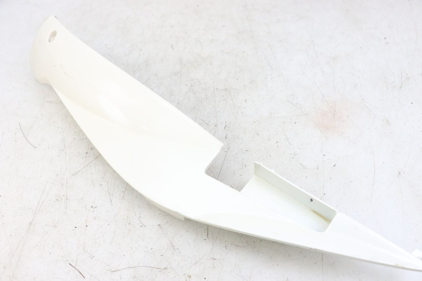 photo de BAJO DE CAJA IZQUIERDA SYM MIO 50 (2011 - 2017) - Detalles de los puntos de fijación