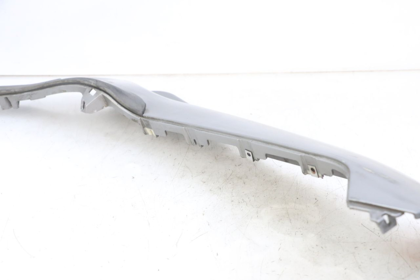 photo de FALDóN IZQUIERDO PIAGGIO MP3 LT 300 (2010 - 2016) - Detalle de la pieza