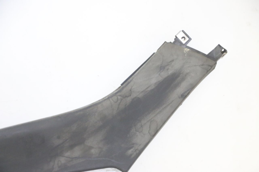 photo de FALDóN IZQUIERDO PIAGGIO MP3 LT 300 (2010 - 2016) - Características distintivas