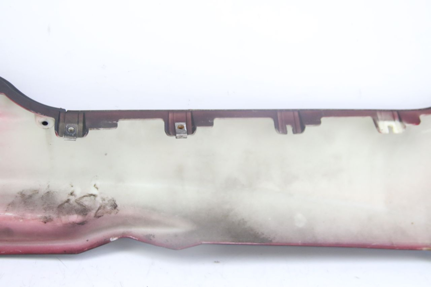 photo de FALDóN IZQUIERDO PIAGGIO MP3 125 (2006 - 2014) - Estado de la superficie y material