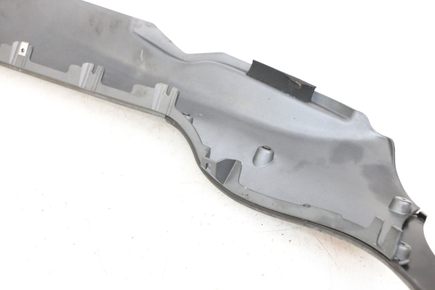 photo de BAJO DE CAJA IZQUIERDA PIAGGIO MP3 500 (2011 - 2015) - Zoom estado de uso