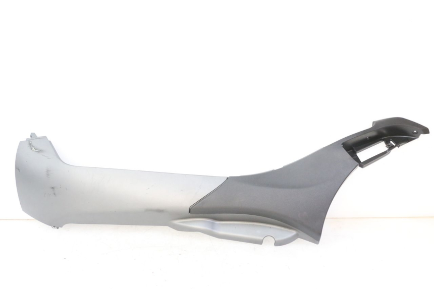 photo de BAJO CARENADO IZQUIERDA PIAGGIO MP3 500 (2014 - 2017) - Vista principal