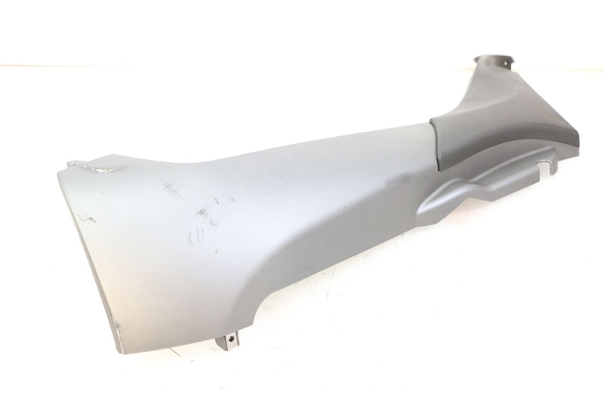 photo de BAJO CARENADO IZQUIERDA PIAGGIO MP3 500 (2014 - 2017) - Recambio usado revisado