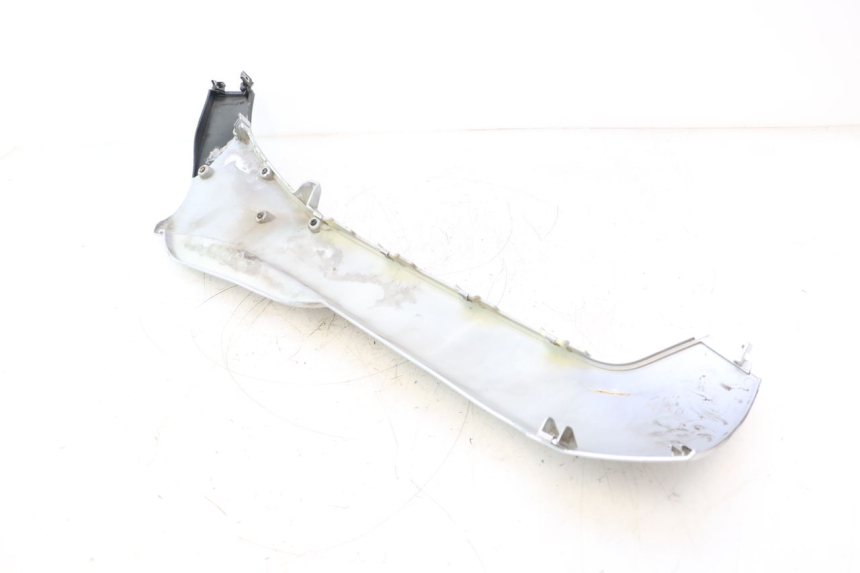 photo de FALDóN IZQUIERDO PIAGGIO MP3 125 (2006 - 2014) - Primer plano técnico