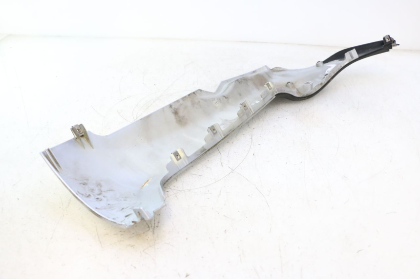 photo de FALDóN IZQUIERDO PIAGGIO MP3 125 (2006 - 2014) - Marcados y referencias originales