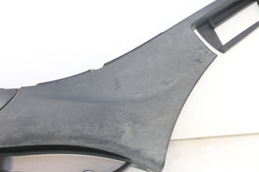 photo de BAJO CARENADO IZQUIERDA PIAGGIO MP3 500 (2016 - 2018) - Otra perspectiva